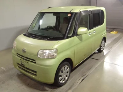 Daihatsu TANTO  с аукциона в Японии