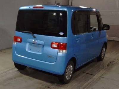 Daihatsu TANTO  с аукциона в Японии