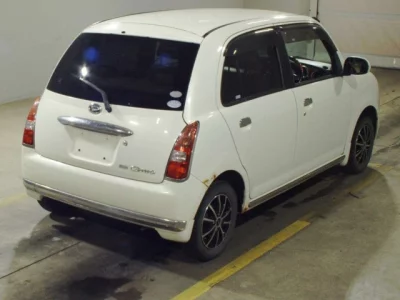 Daihatsu MIRA  с аукциона в Японии