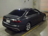 Audi A4 лот № 5001 оценка 4  с аукциона в Японии 1