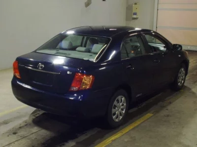 Toyota COROLLA AXIO  с аукциона в Японии