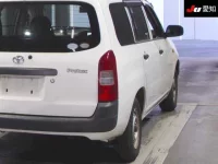 Toyota PROBOX лот № 20060 оценка R  с аукциона в Японии 7