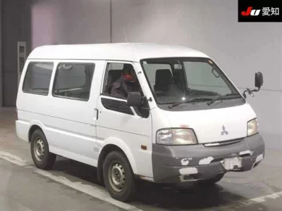 Mitsubishi DELICA