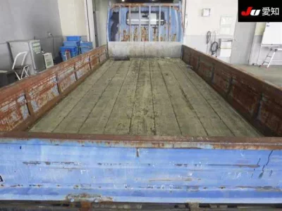 Mazda TITAN  с аукциона в Японии