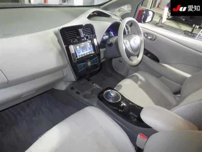Nissan LEAF  с аукциона в Японии