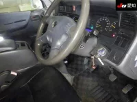 Toyota HIACE VAN лот № 20032 оценка 3.5  с аукциона в Японии 4