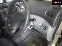 Toyota FUNCARGO лот № 30490 оценка R  с аукциона в Японии 4