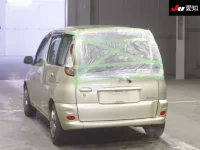 Toyota FUNCARGO лот № 30490 оценка R  с аукциона в Японии 1