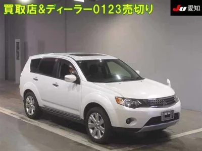 Mitsubishi OUTLANDER  с аукциона в Японии