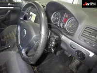 Volkswagen GOLF лот № 30432 оценка 3.5  с аукциона в Японии 4