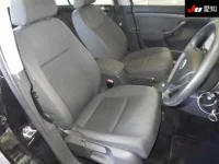 Volkswagen GOLF лот № 30413 оценка 3.5  с аукциона в Японии 5