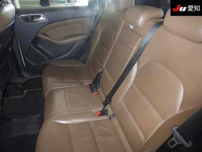 Mercedes-Benz B CLASS