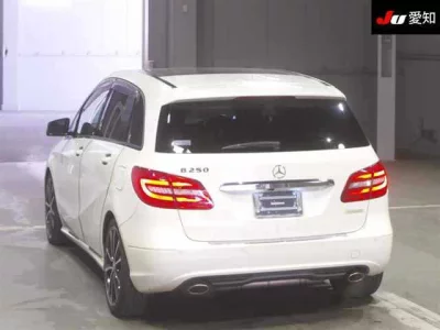 Mercedes-Benz B CLASS