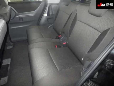 Mitsubishi DELICA D2