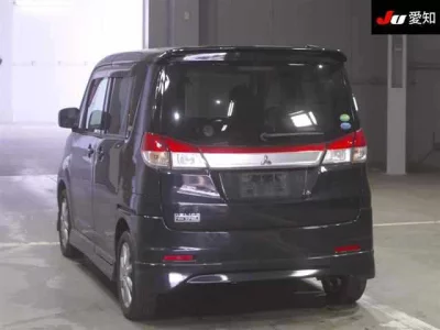 Mitsubishi DELICA D2