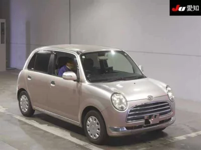 Daihatsu MIRA  с аукциона в Японии