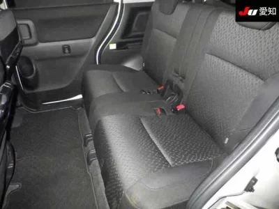 Mitsubishi DELICA D2