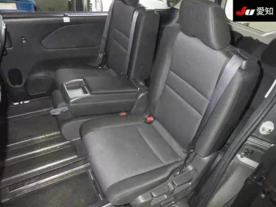 Nissan SERENA  с аукциона в Японии