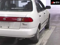 Nissan SUNNY лот № 30031 оценка 3.5  с аукциона в Японии 7