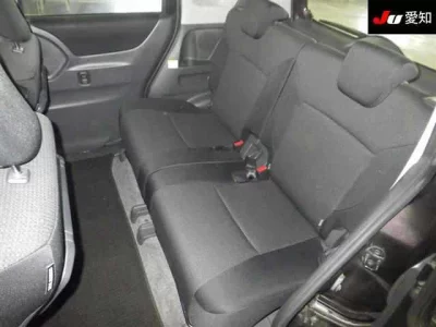 Mitsubishi DELICA D2