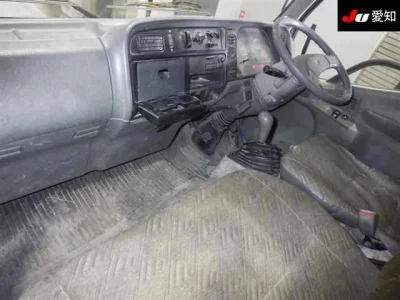 Mitsubishi FUSO TRUCK  с аукциона в Японии