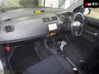 Suzuki SWIFT лот № 30011 оценка 3.5  с аукциона в Японии 2