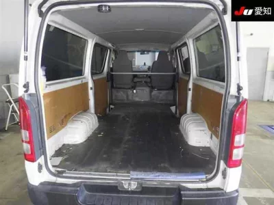 Toyota REGIUS ACE VAN