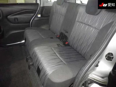 Mitsubishi DELICA D2