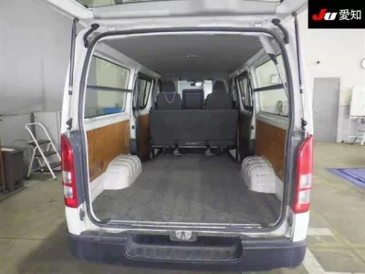 Toyota REGIUS ACE VAN