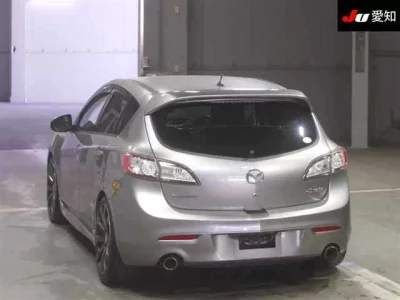 Mazda AXELA  с аукциона в Японии