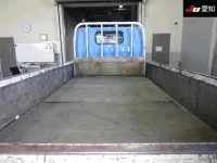 Toyota DYNA лот № 7054 оценка 3  с аукциона в Японии 3