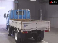 Toyota DYNA лот № 7054 оценка 3  с аукциона в Японии 1