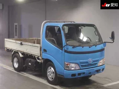 Toyota DYNA  с аукциона в Японии