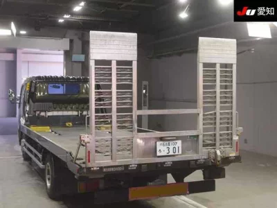 Toyota DYNA  с аукциона в Японии