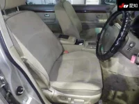 Toyota PROGRES лот № 30254 оценка 3.5  с аукциона в Японии 5