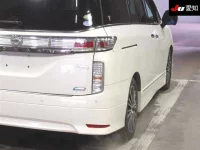 Nissan ELGRAND лот № 30303 оценка 3.5  с аукциона в Японии 6