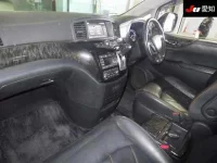 Nissan ELGRAND лот № 30303 оценка 3.5  с аукциона в Японии 1