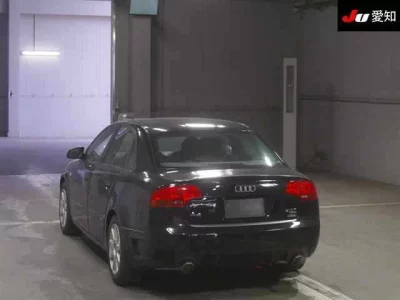 Audi A4  с аукциона в Японии