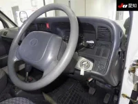 Toyota HIACE VAN лот № 4302 оценка 3.5  с аукциона в Японии 4