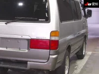 Toyota HIACE VAN лот № 7030 оценка 3.5  с аукциона в Японии 7