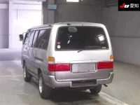 Toyota HIACE VAN лот № 7030 оценка 3.5  с аукциона в Японии 1