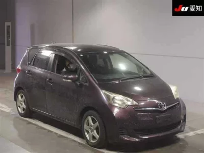 Toyota RACTIS  с аукциона в Японии