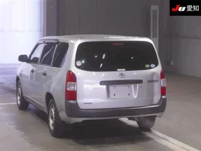 Toyota SUCCEED  с аукциона в Японии