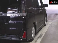 Toyota VOXY лот № 30281 оценка 3.5  с аукциона в Японии 7