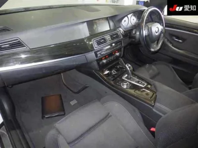 BMW 5-Series  с аукциона в Японии
