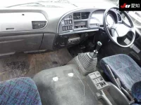 Isuzu TRUCK лот № 8532 оценка R  с аукциона в Японии 2