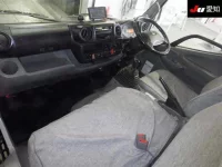 Hino DUTRO лот № 7017 оценка 3.5  с аукциона в Японии 2
