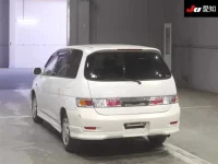 Toyota GAIA лот № 30381 оценка 3.5  с аукциона в Японии 1