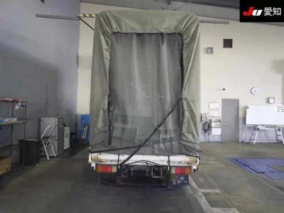 Toyota DYNA  с аукциона в Японии