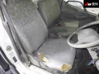 Toyota DYNA лот № 20071 оценка 3  с аукциона в Японии 5